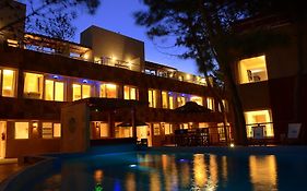 Jaina Resort & Spa